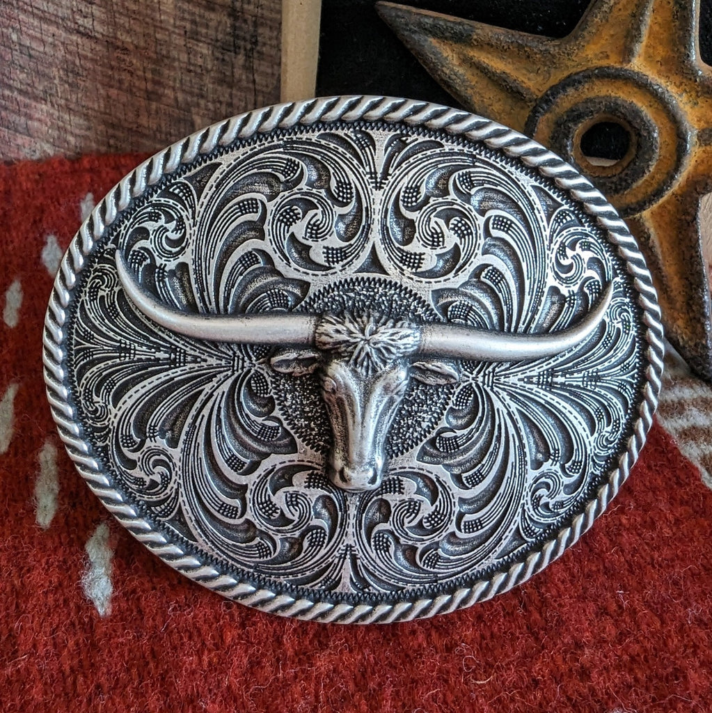 Belt Buckle the "Classic Longhorn" by Montana Silversmiths 61028 front view