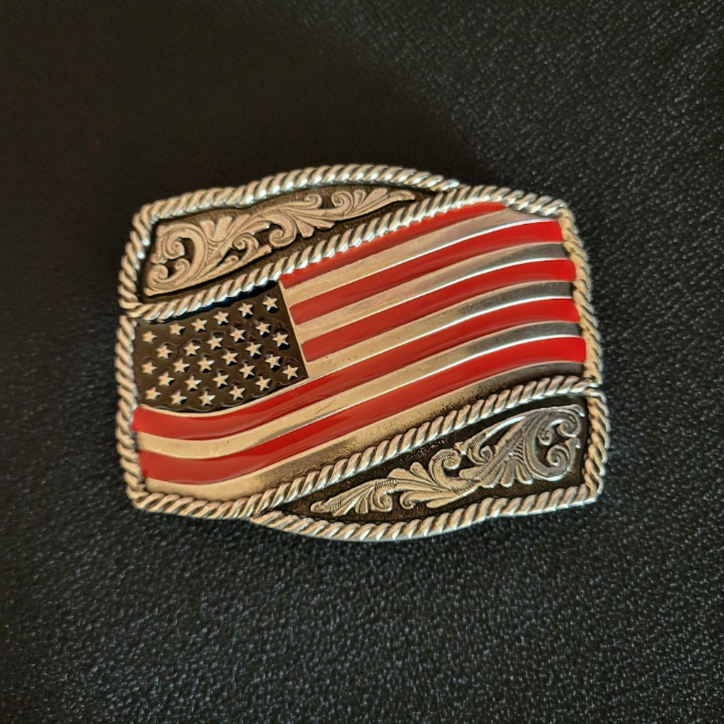 Belt Buckle the "Classic Waving American Flag" by Montana Silversmiths Front View