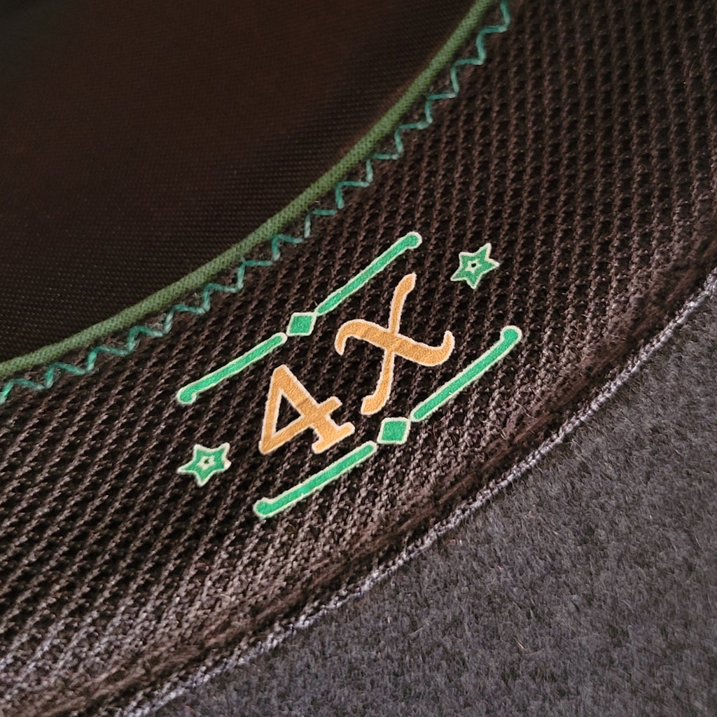 The "4X" wool lettering on the interior.