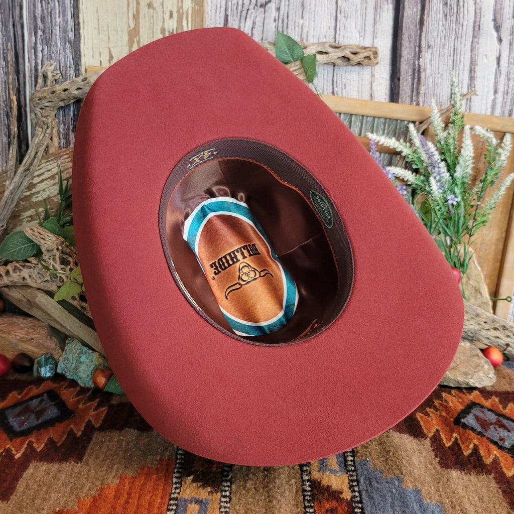 The interior of the hat is satin lined with the brand's logo.