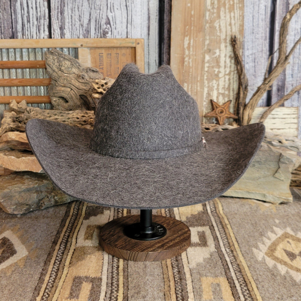 Gray 6X fur felt hat with a wide brim and sharp cowboy crown.