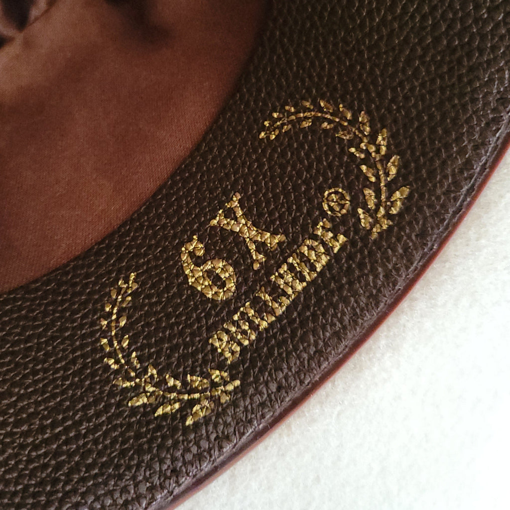 The "6X Bullhide" gold lettering found on the interior.