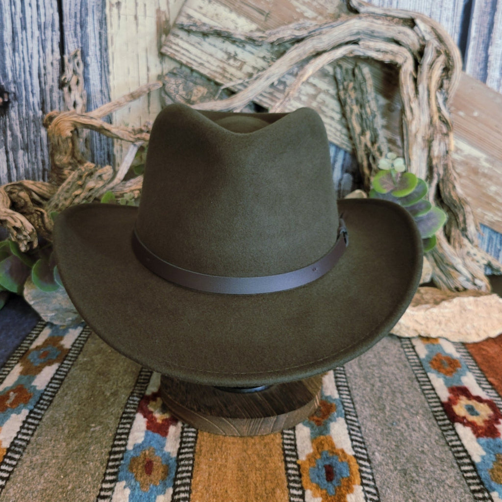 Olive wool hat with sleek leather band.