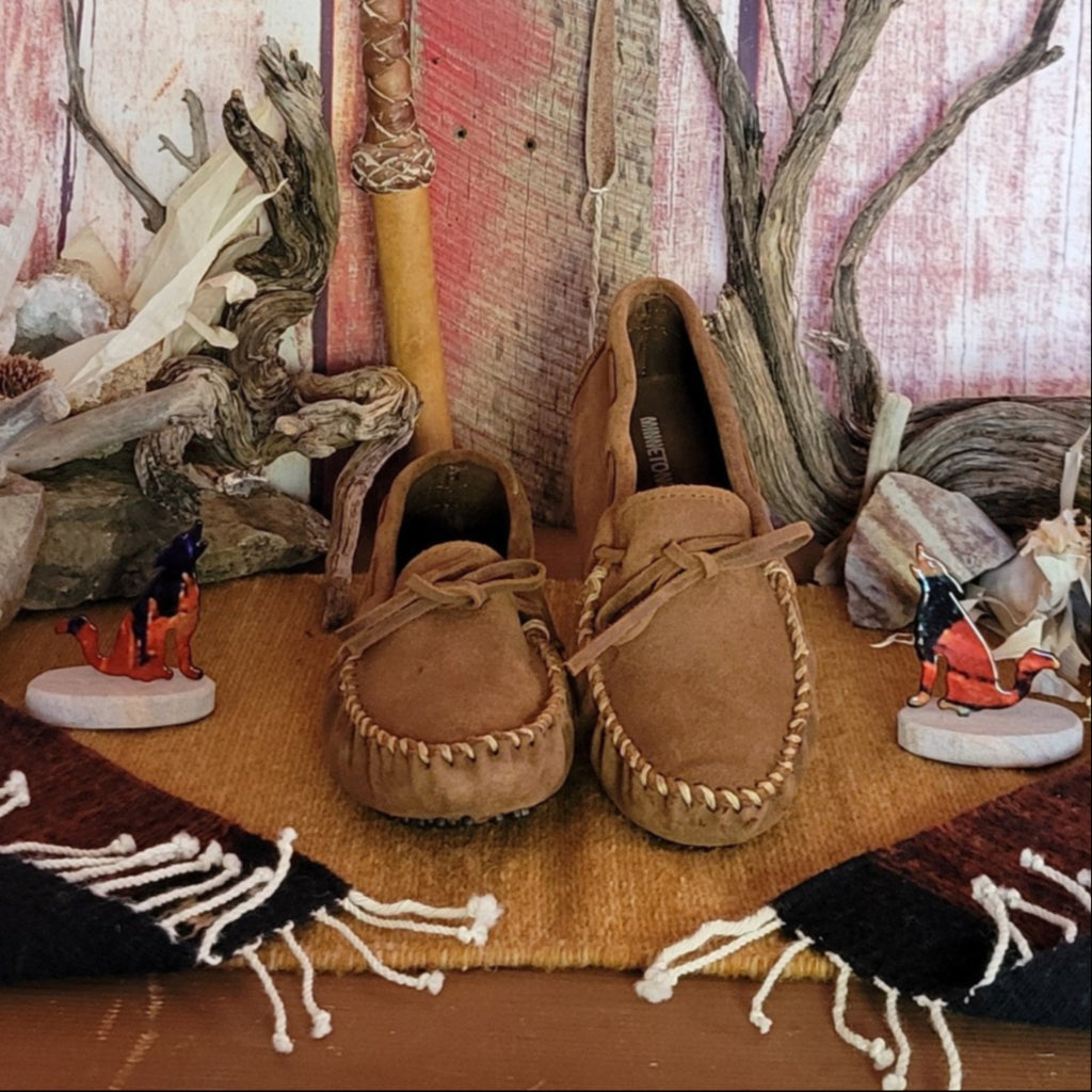 Men's Classic Driver Moccasins by Minnetonka  793/798 Front View Light Brown