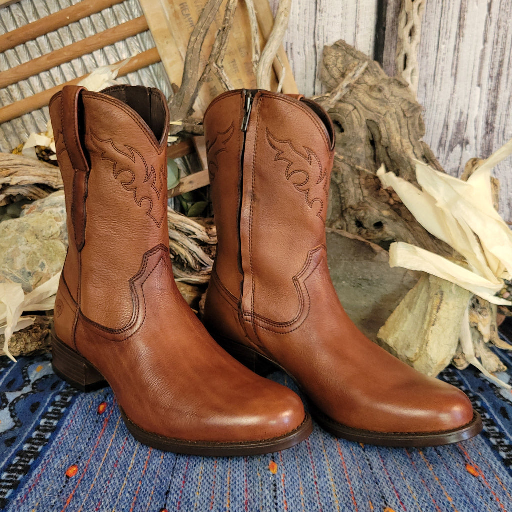 Brown leather boots with zipper shaft and polished appearance.