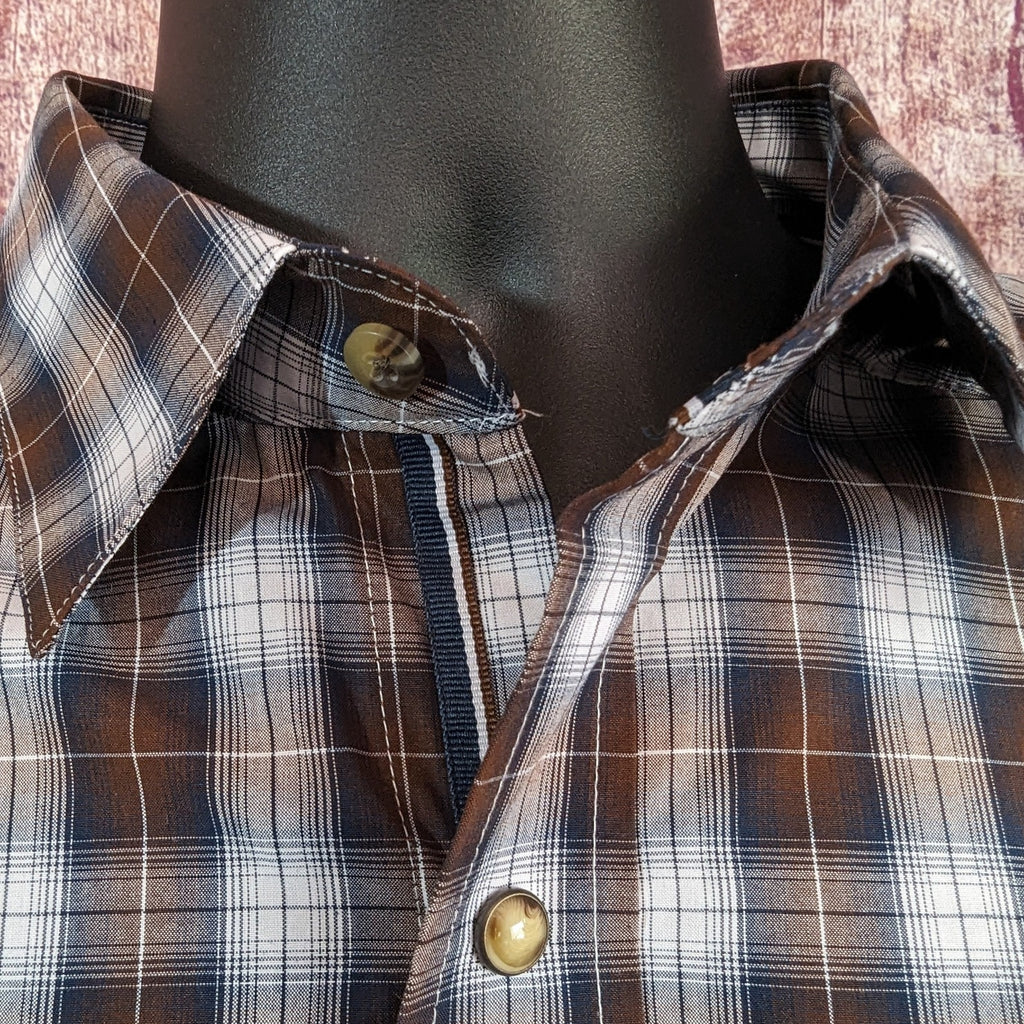 Men's "Pro Grayson" Long Sleeve Snap Shirt by Ariat    10046520 detail view