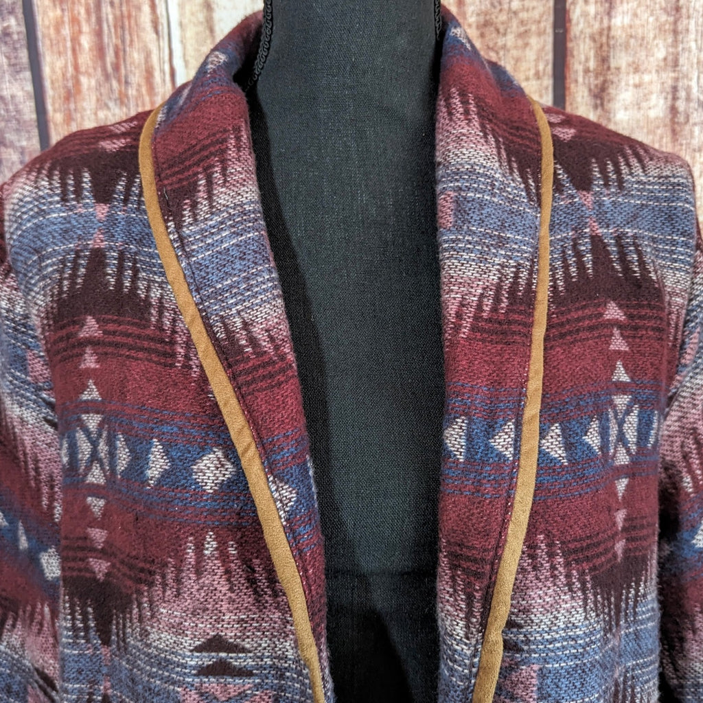 McKenzie Blanket Coat by Ariat  10047264 Collar View