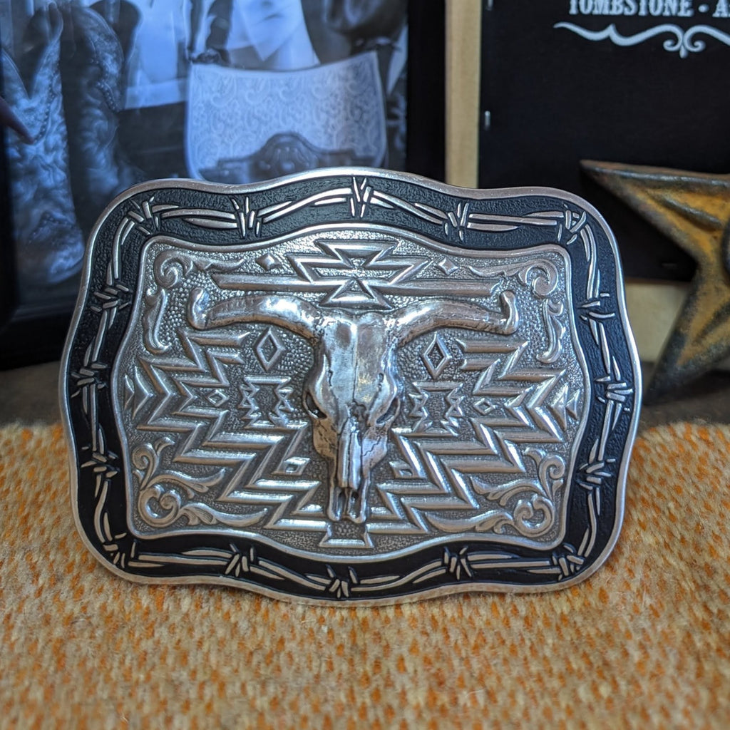 Belt Buckle Longhorn with Barbed Wire Edge by Crumrine  38026 Front View