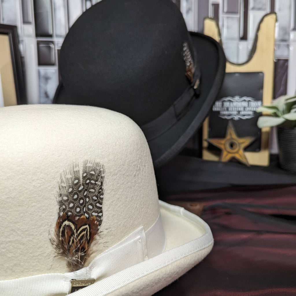 The "Monroe Derby" Hat by Stacy Adams SAW506-PACK Ivory Black Detailed View