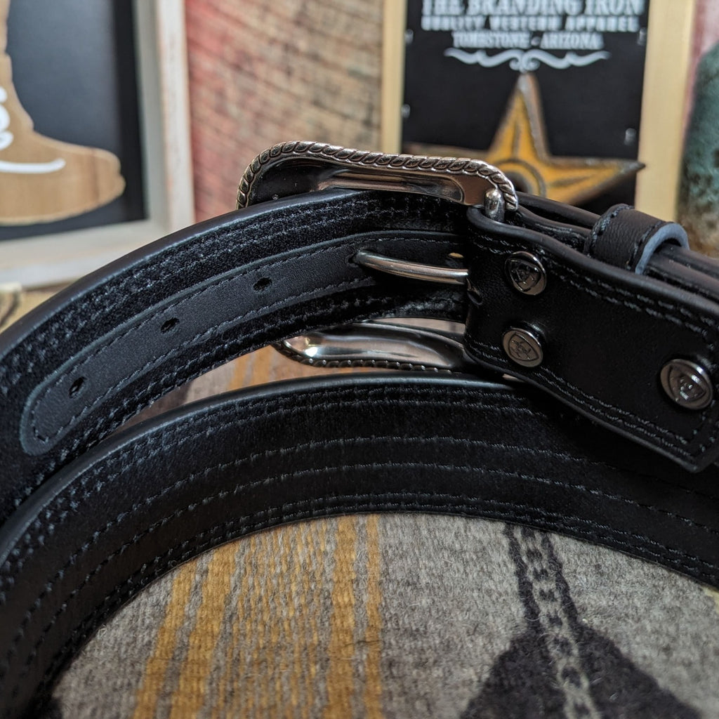 Black Ariat Leather Belt Center Bump A1019401 Inside View