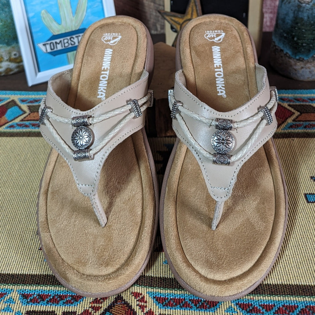 Women's Sandal the "Silverthorne 360" by Minnetonka Moccasins 504203 Beige Front View