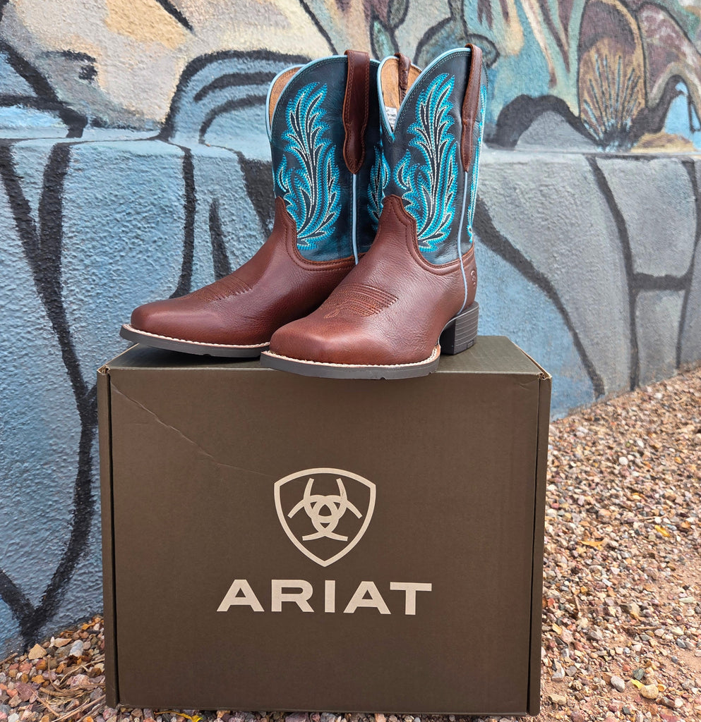 women's leather boots round up filly by Ariat box view