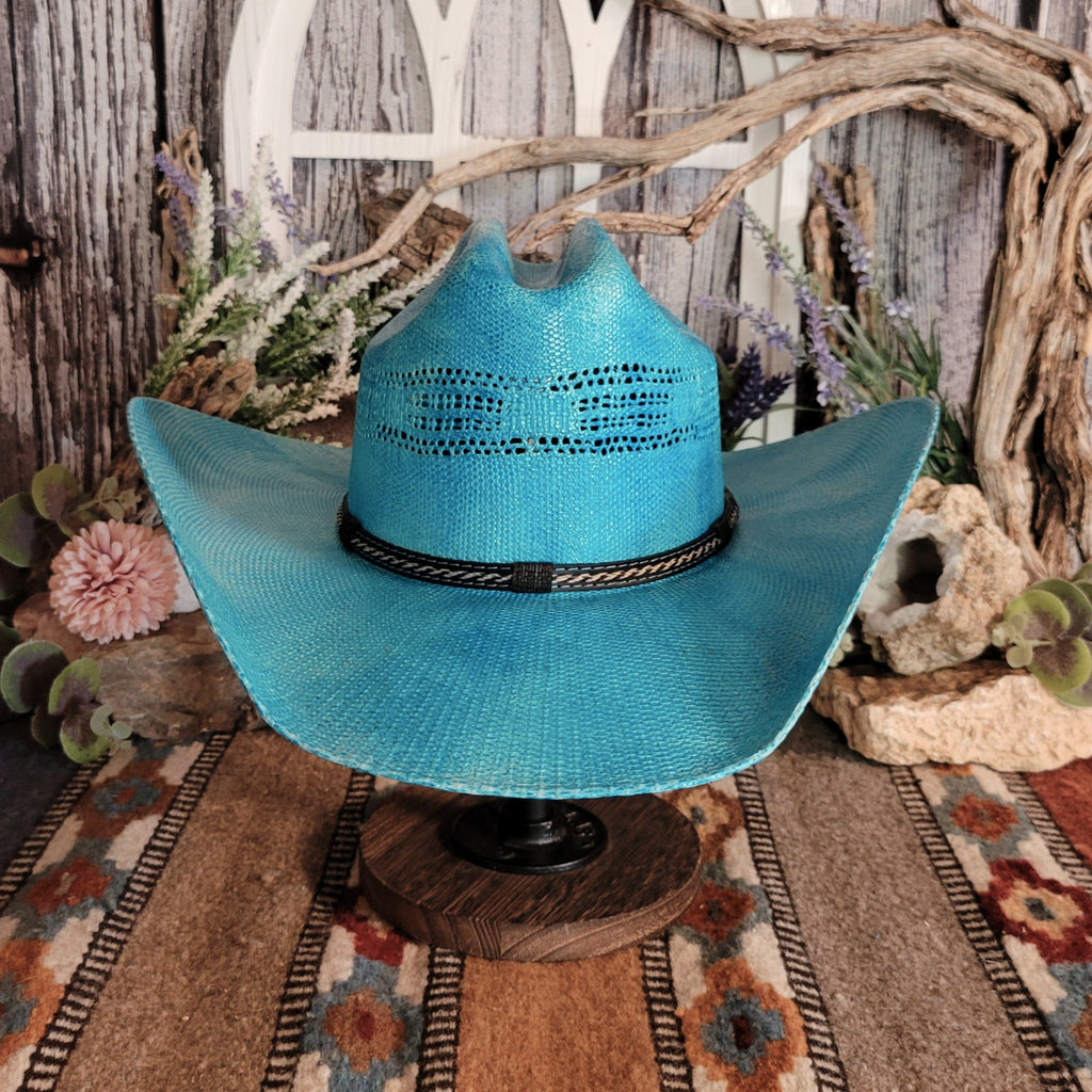 Blue hat with a multi-tone band.