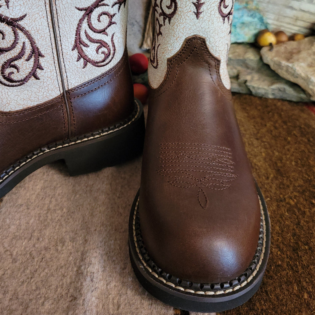 Close-up of the brown toe of the cowgirl boot.