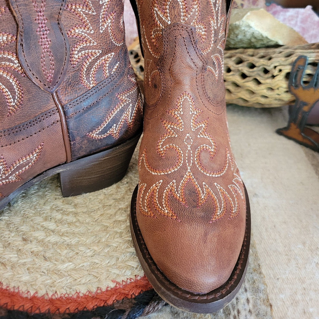 Women's Leather Boot the "Carlin" by Ariat 10053794 Detailed View