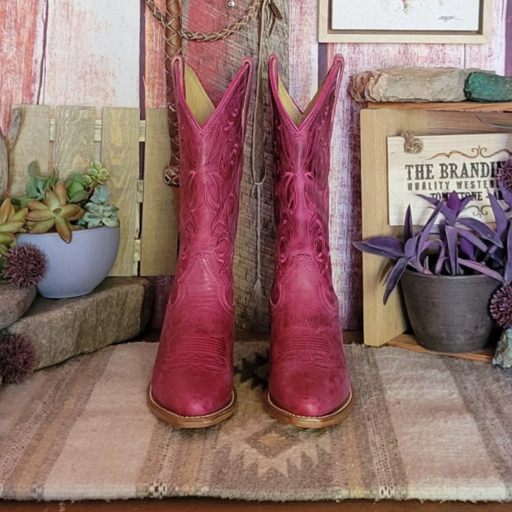 Women's Leather Boot the "Josephine" by Justin VN4433 Front View