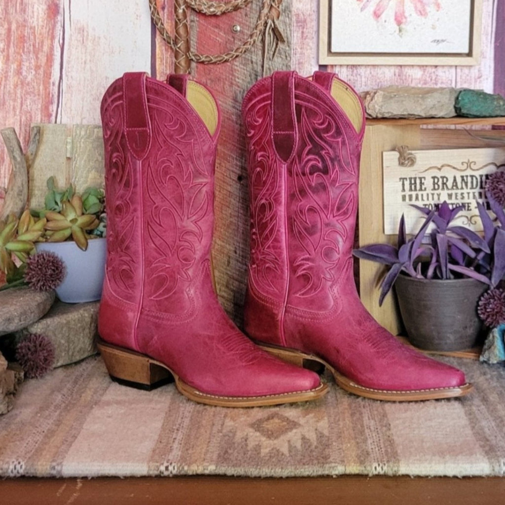 Women's Leather Boot the "Josephine" by Justin VN4433 Side View