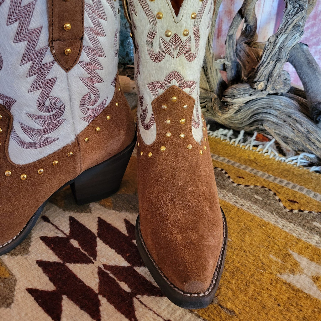 Women's Leather Boot the "Rodeo Queen" by Dan Post DI2222 Detailed View