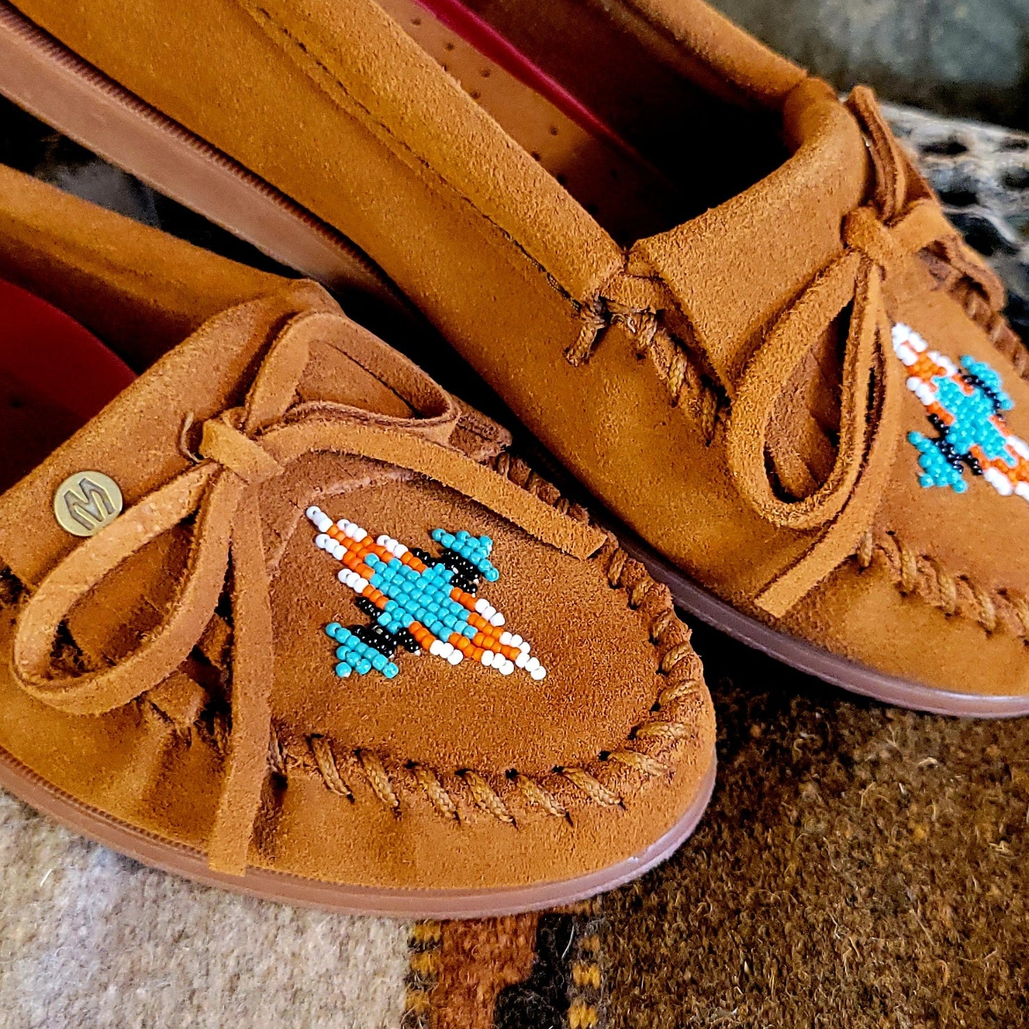 Women's Nizhoni Hard Sole Moccasins by Minnetonka 667C – The