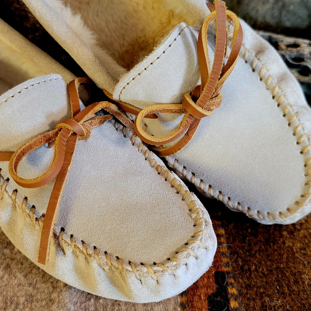 Close-up of the rawhide laces on the front.