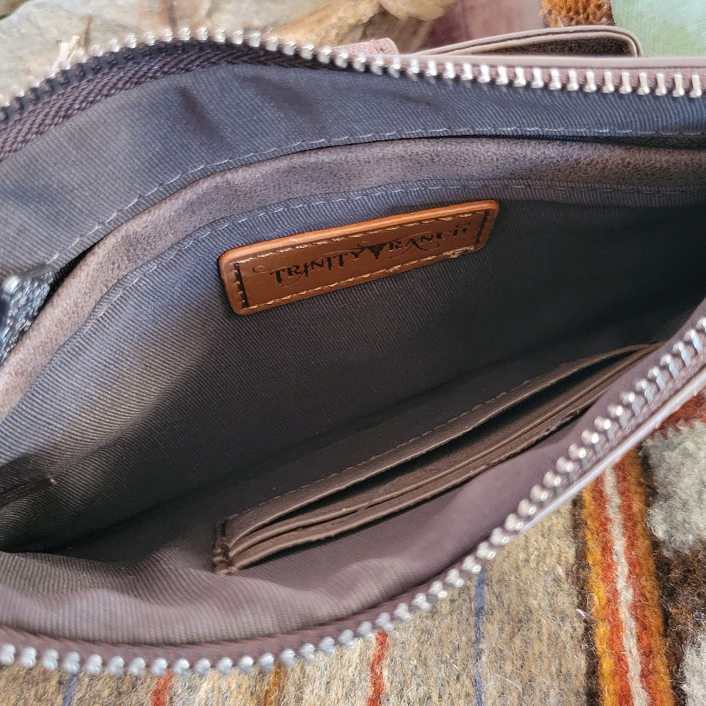 Women's Tooled Aztec Floral Clutch by Trinity Ranch TR190-181CF Inside View