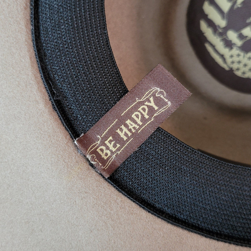 Close-up view of the brand's tag.