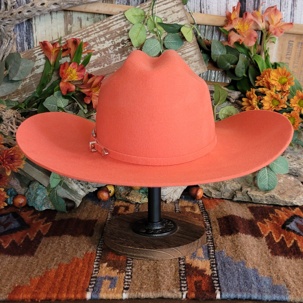 Wool hat in the color tigerlily with matching felt hat band.