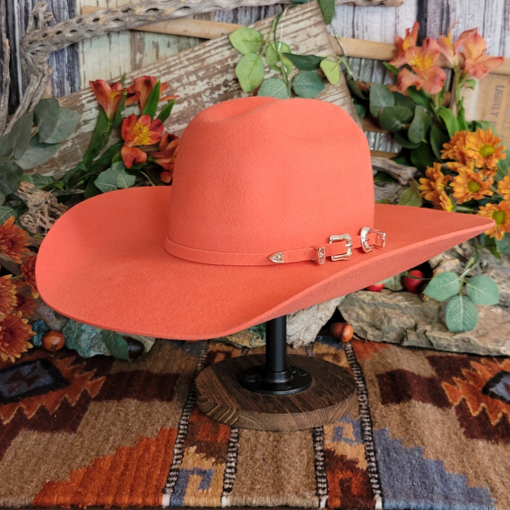 Wool hat in the color tigerlily with matching felt hat band.