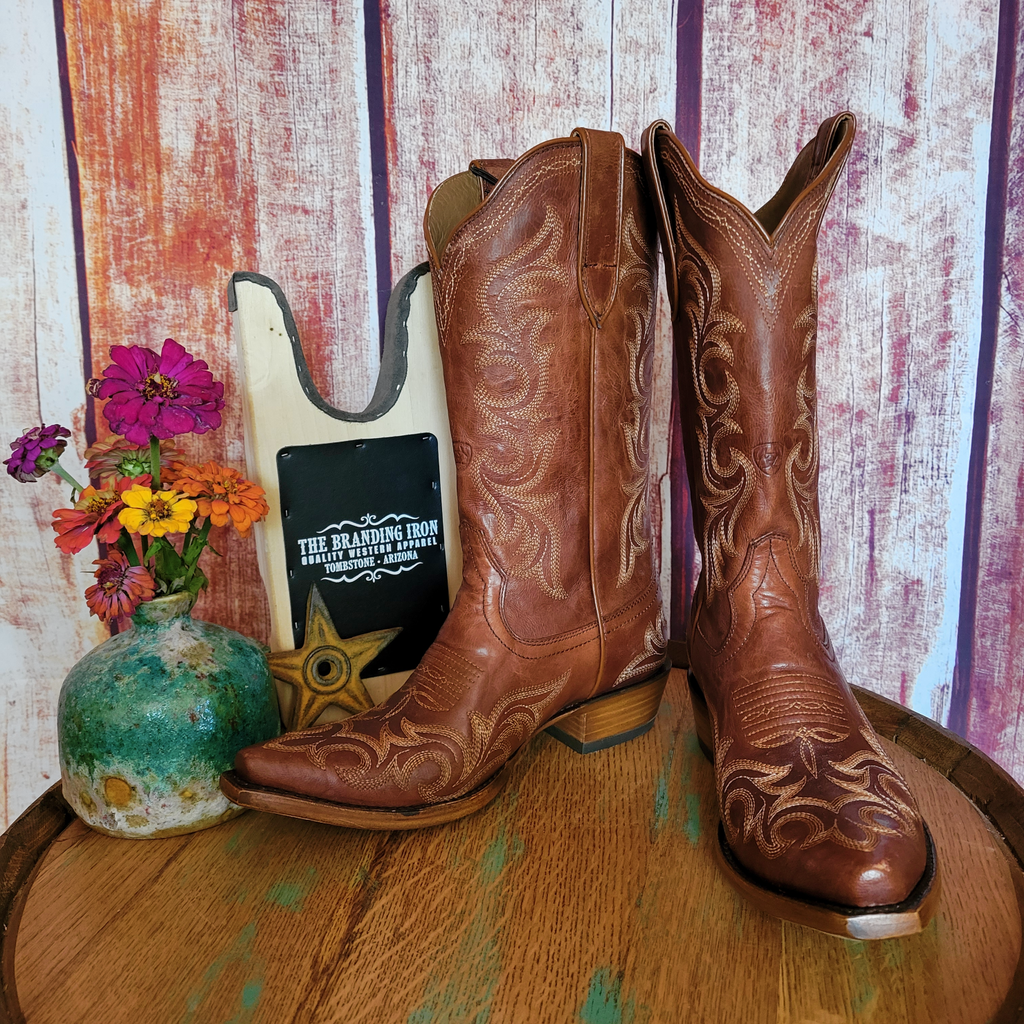 Women's Leather Boots the "Hazen" by Ariat 10042382 front view