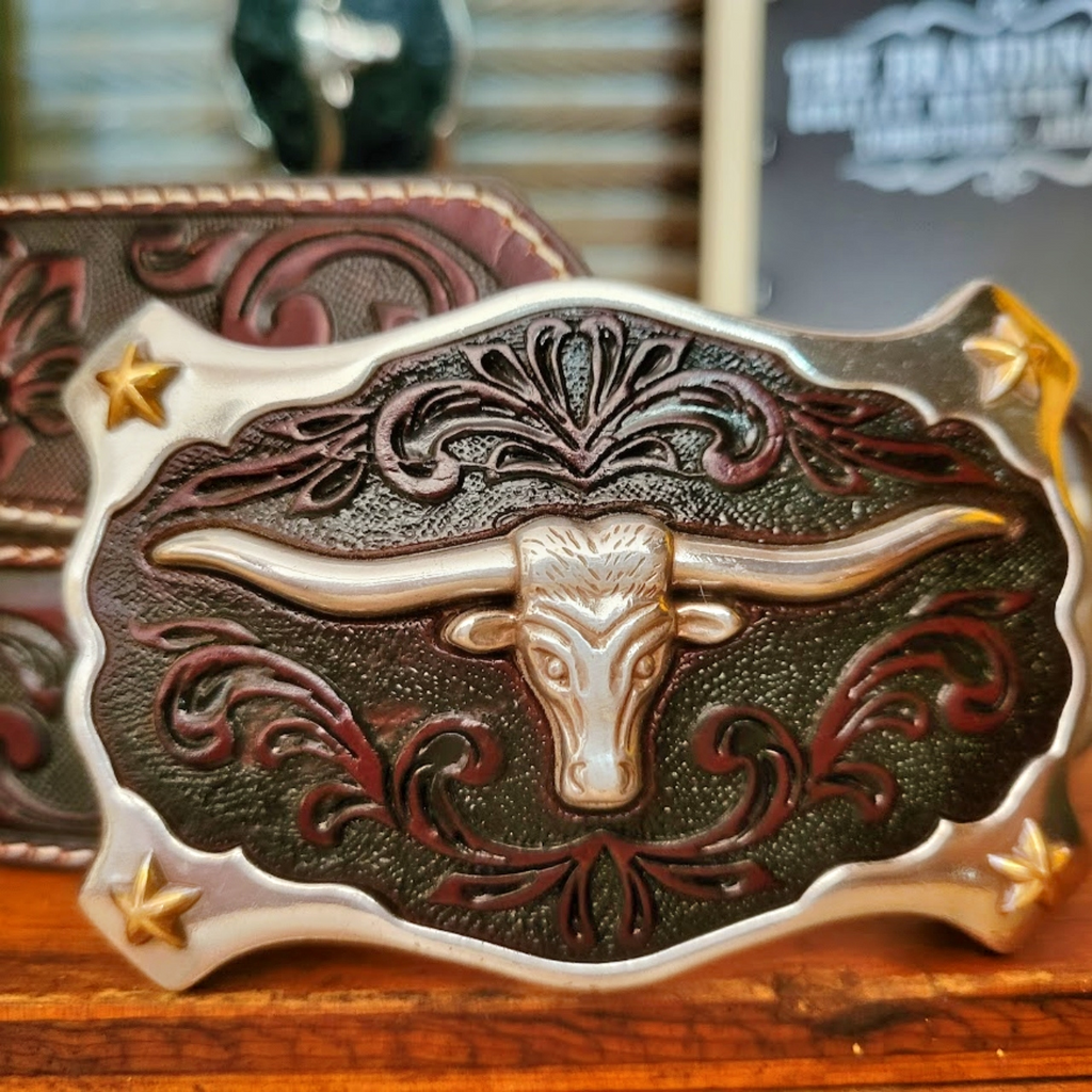 Leather Belt, the "Longhorn" by Justin Buckle View