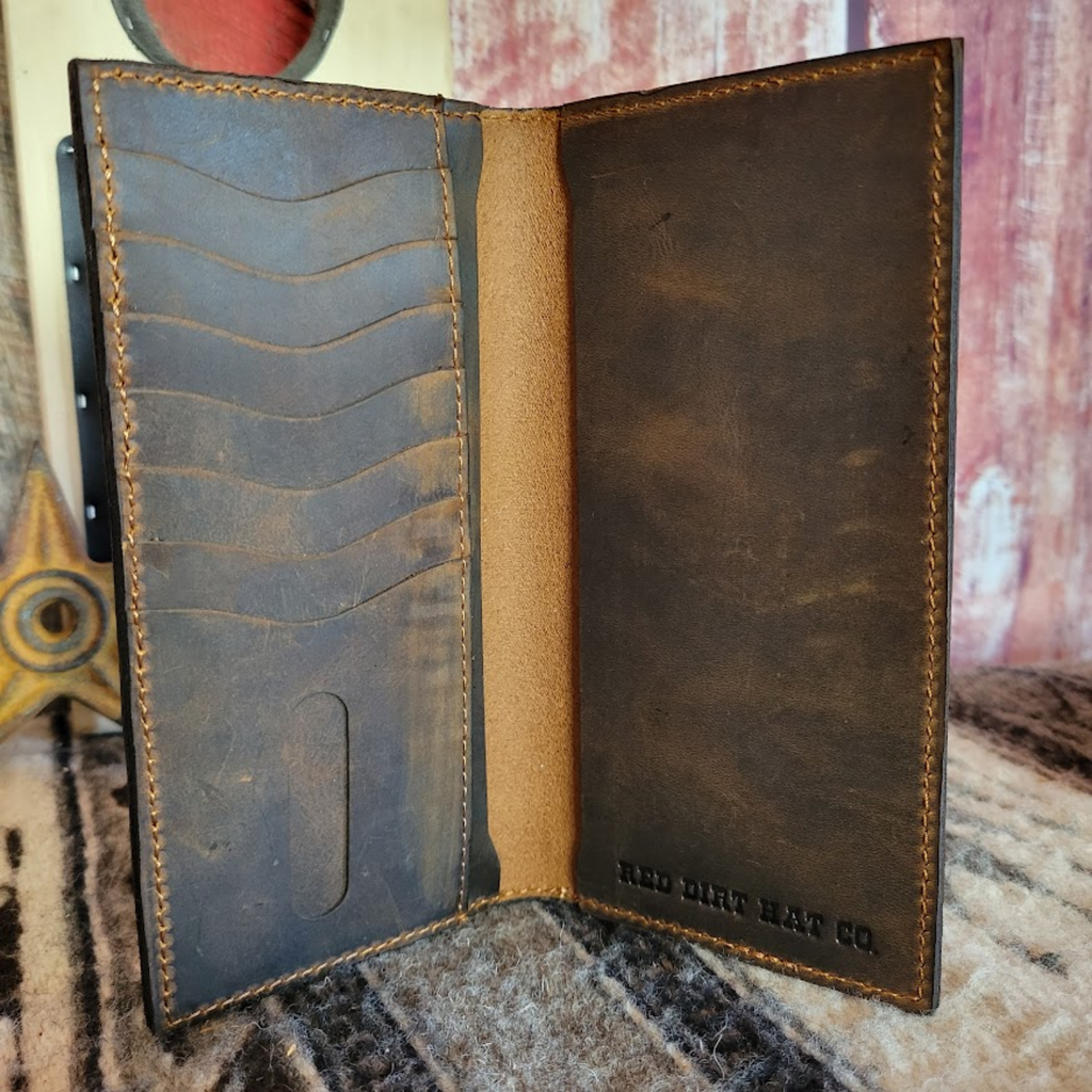 Men's Rodeo Wallet w/ Oiled Finish by Red Dirt Hat Co.  Inside View