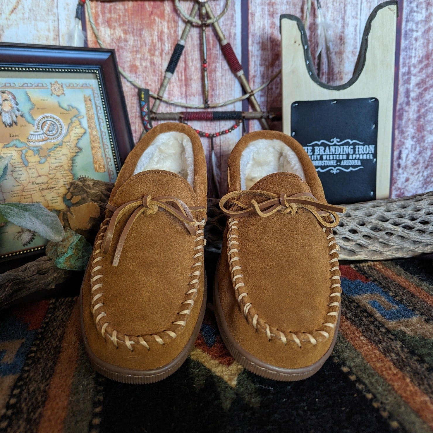 Men's Minnetonka – The Branding Iron-Tombstone, AZ