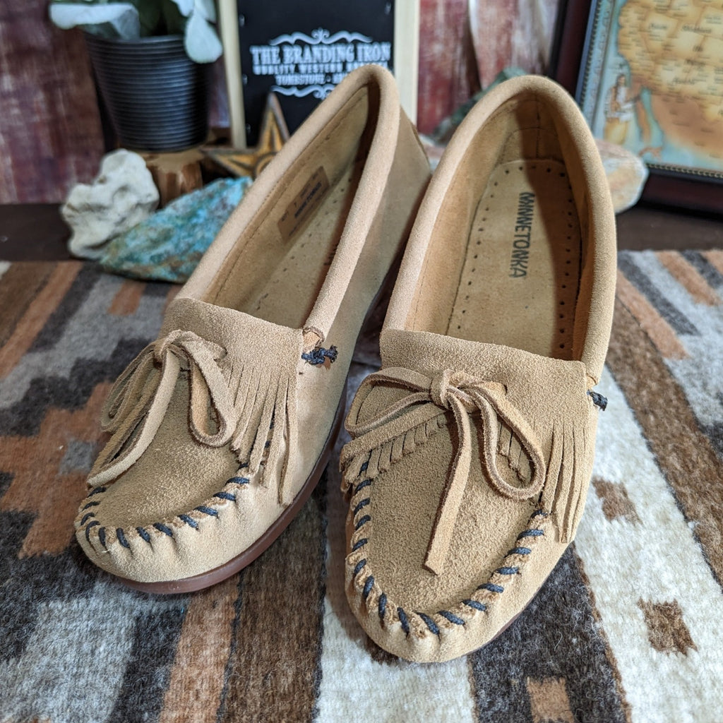  "Kilty" Hardsole Moccasins by Minnetonka 407T front view