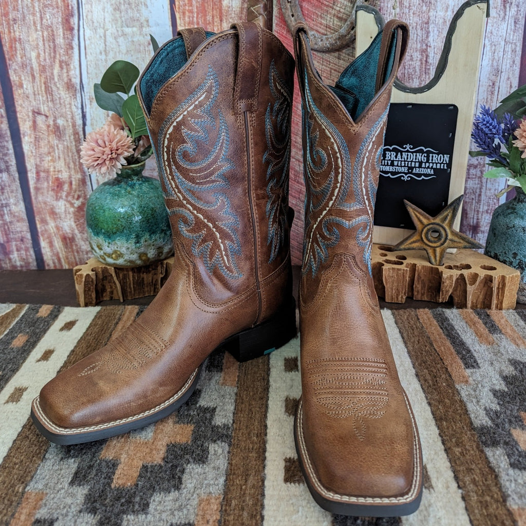 Round up back zip by ariat 10044432 front view