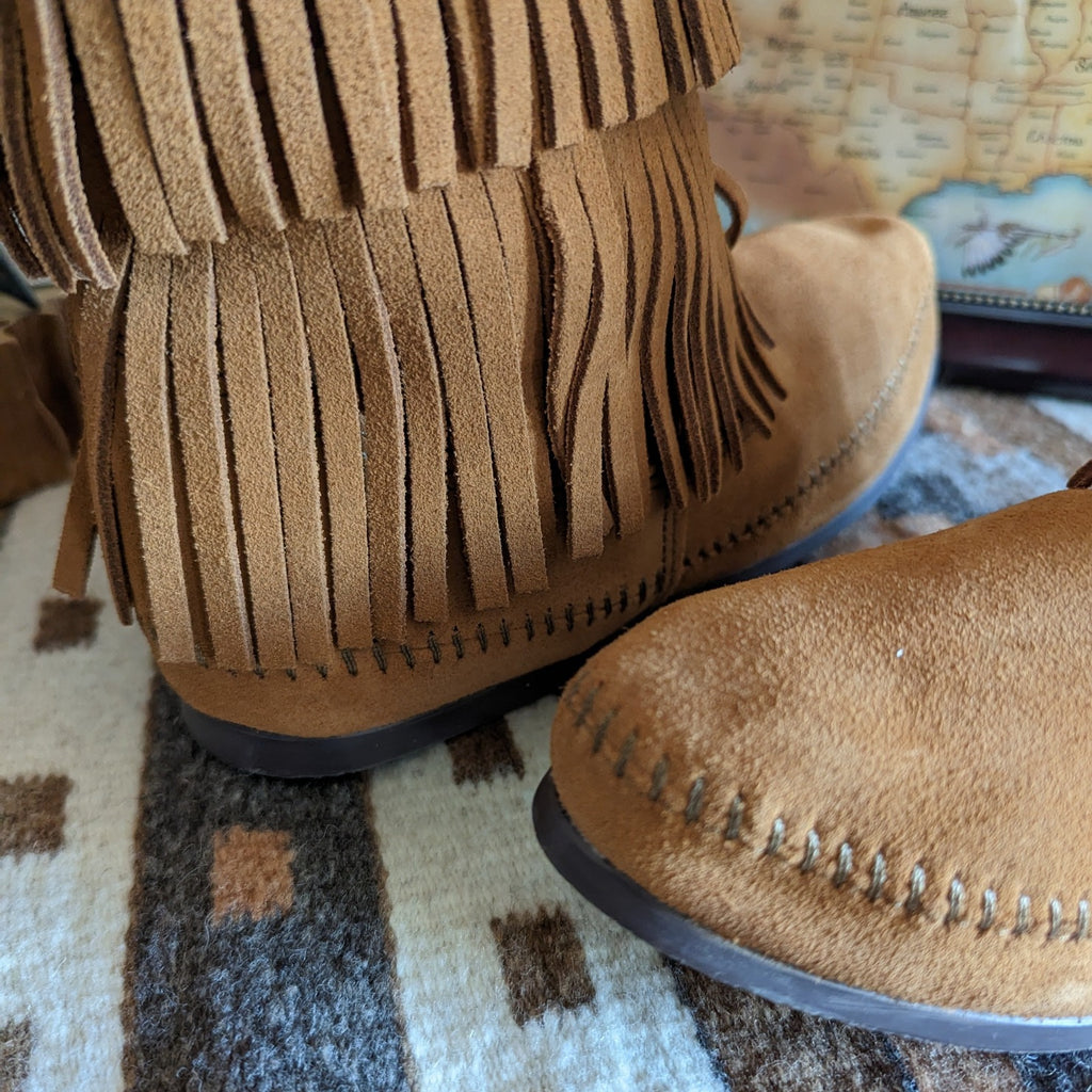  Fringe Moccasin Boots  by Minnetonka 1632 detail view