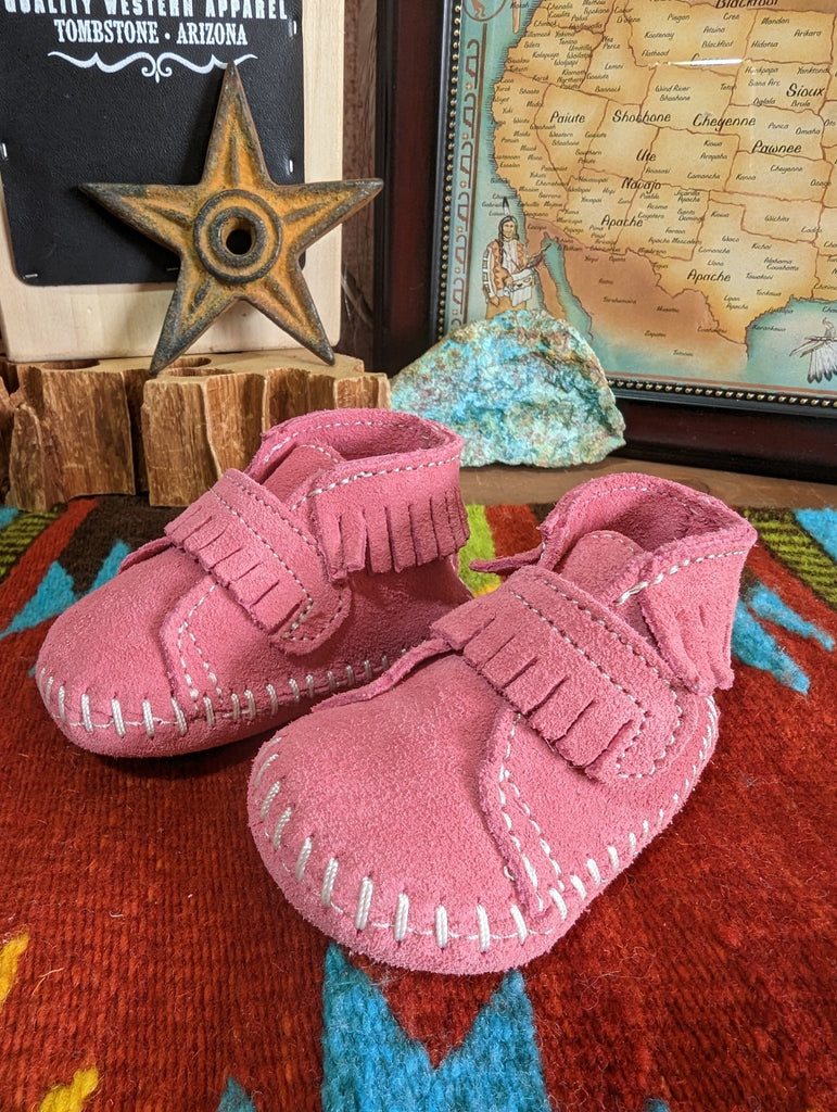 Kid's Moccasins with Front Strap by Minnetonka 1121 pink  detail view