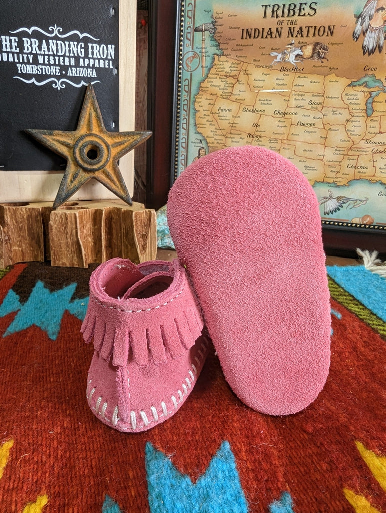 Kid's Moccasins with Front Strap by Minnetonka 1121 pink  bottom view
