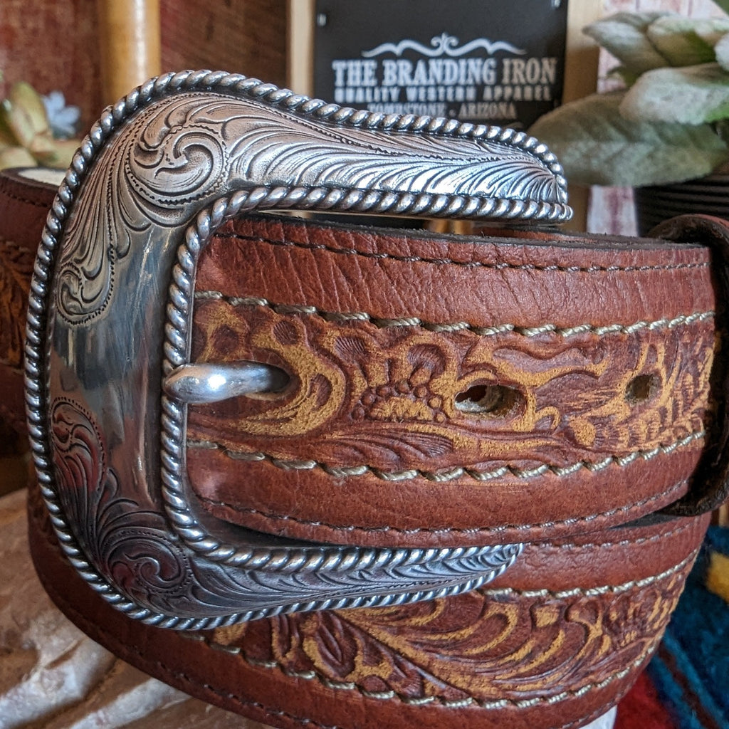 "Sheridan" by Justin C13635 buckle view