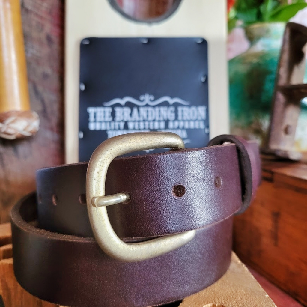  Top Grain Leather Belt "Simple" by Marc Wolf Buckle View