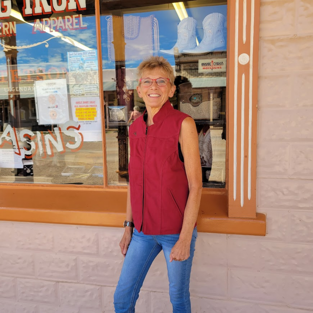 Women’s Conceal Carry Vest the "Calamity" by Wyoming Traders