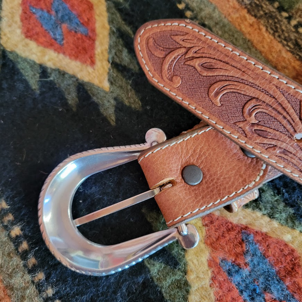 Women's Tooled Leather Belt the "Paris Vine" by Justin  Back of Buckle View